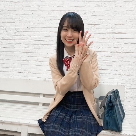 乃木坂46賀喜遥香1stソロ写真集「まっさら」公式Twitter(@kakiharuka_1st)より。