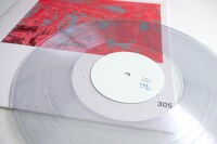 yonawo「305」のジャケットと盤面。