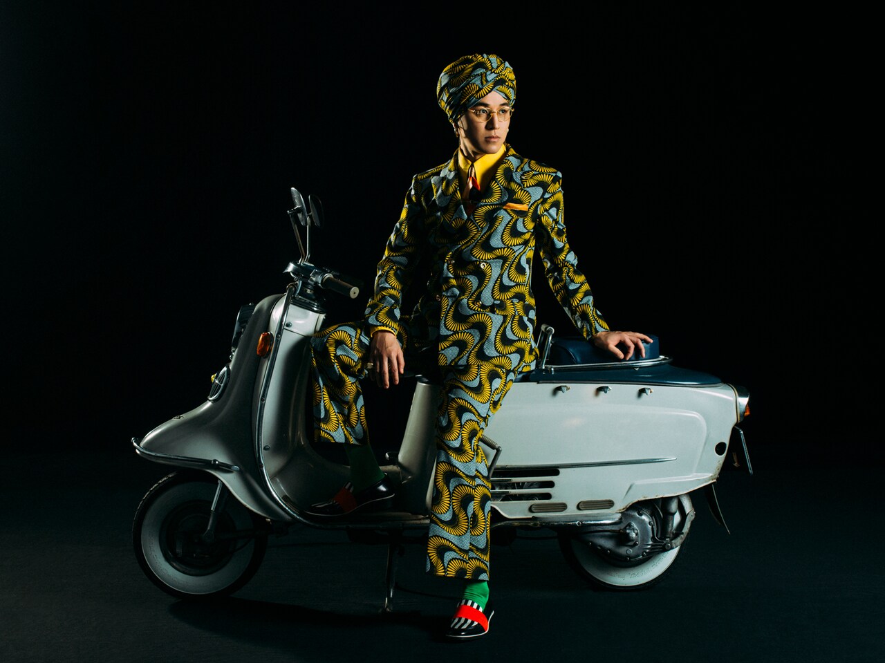 マハラージャンの新アルバムは「正気じゃいられない」