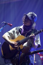 手島いさむ（撮影：三浦憲治［ライトサム］）