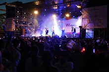 GENERATIONS from EXILE TRIBEのライブの様子。