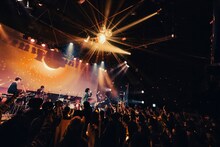 「石崎ひゅーい Tour 2022『ダイヤモンド』」茨城・VOICE公演の様子。（撮影：鈴木友莉）