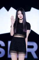 HONG  EUNCHAE（写真提供：SOURCE MUSIC）