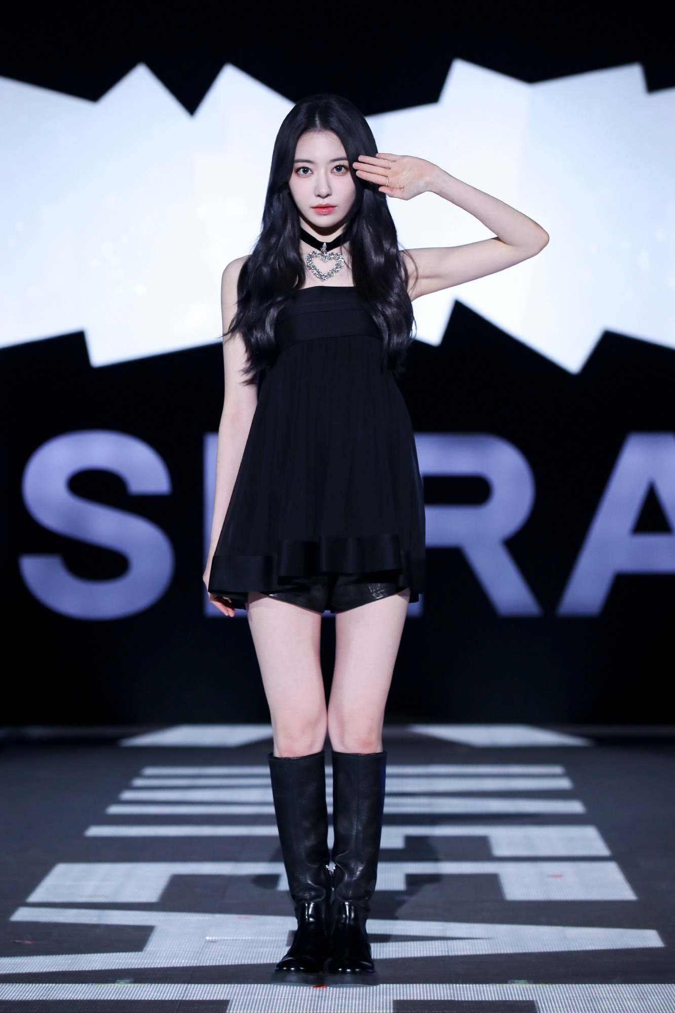 SAKURA（写真提供：SOURCE MUSIC）