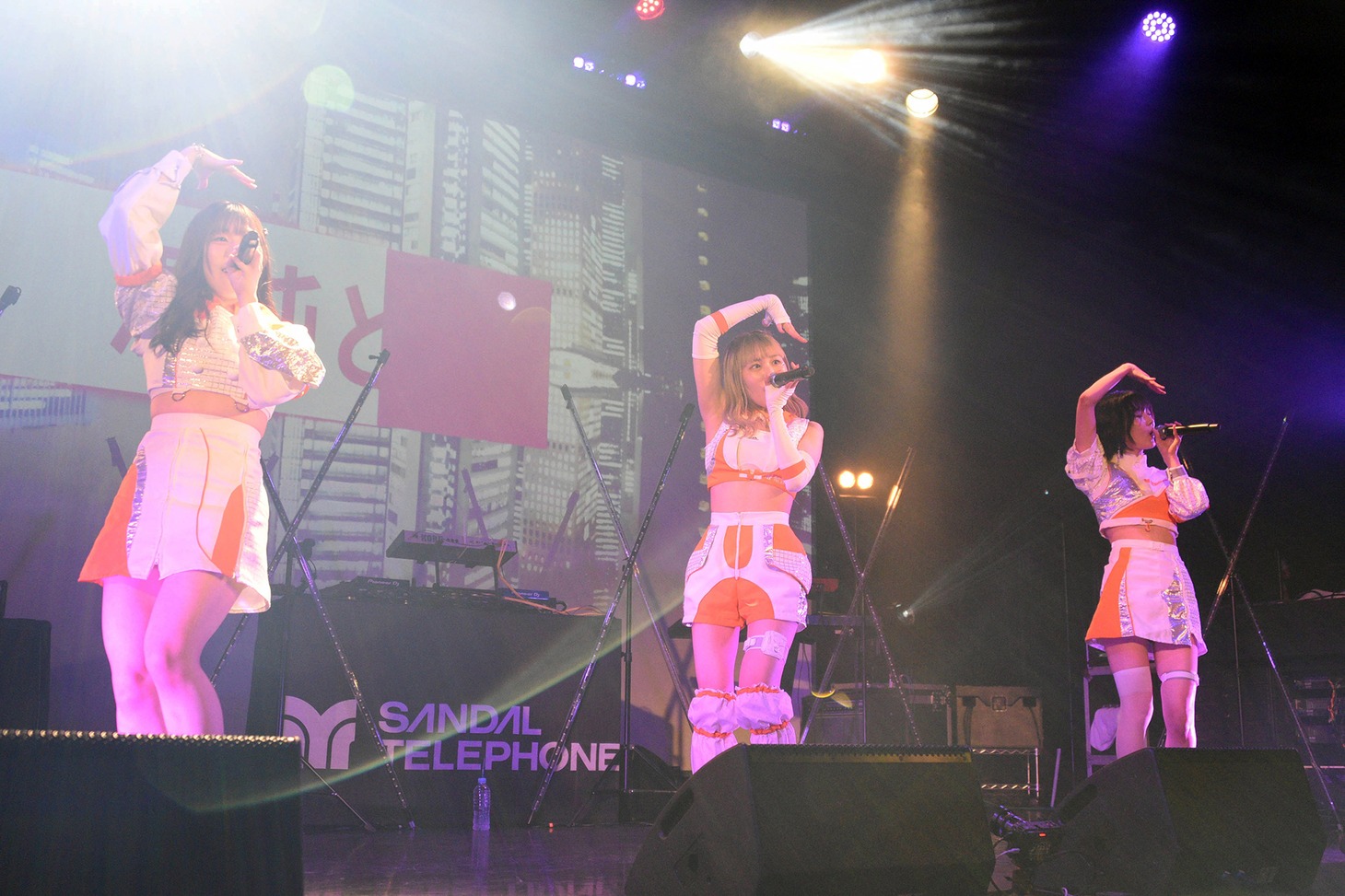 「SANDAL TELEPHONE 1st Tour 2022『ReviewPreview』」東京・WWW X公演の様子。