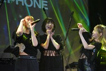 「SANDAL TELEPHONE 1st Tour 2022『ReviewPreview』」東京・WWW X公演の様子。