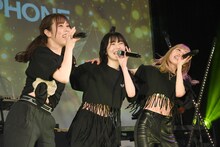 「SANDAL TELEPHONE 1st Tour 2022『ReviewPreview』」東京・WWW X公演の様子。