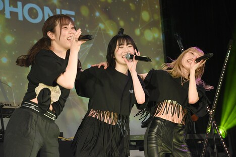 「SANDAL TELEPHONE 1st Tour 2022『ReviewPreview』」東京・WWW X公演の様子。