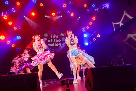 左から星乃るな、蒼羽海。(撮影:小林公士)