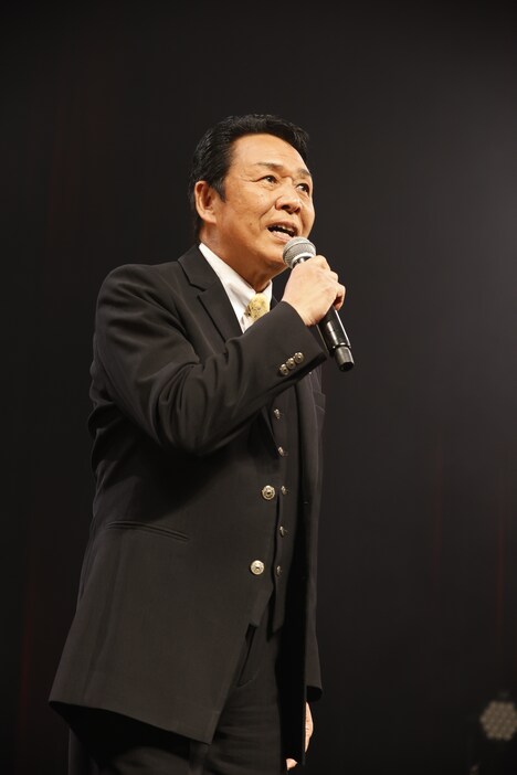 山本譲二