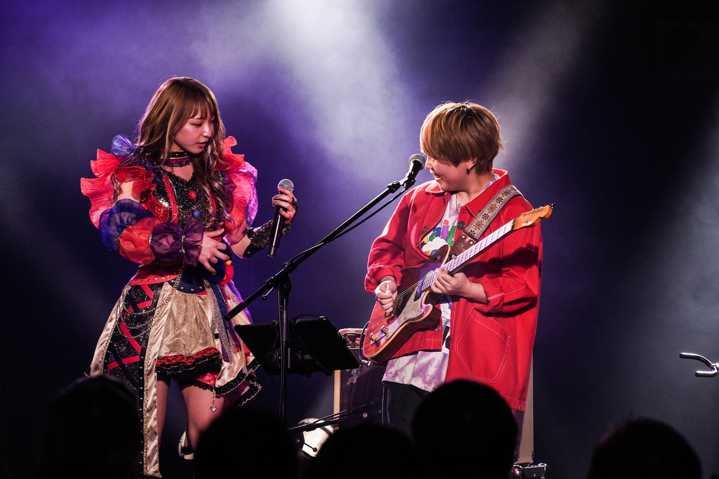 SHUGARお披露目ライブの様子。