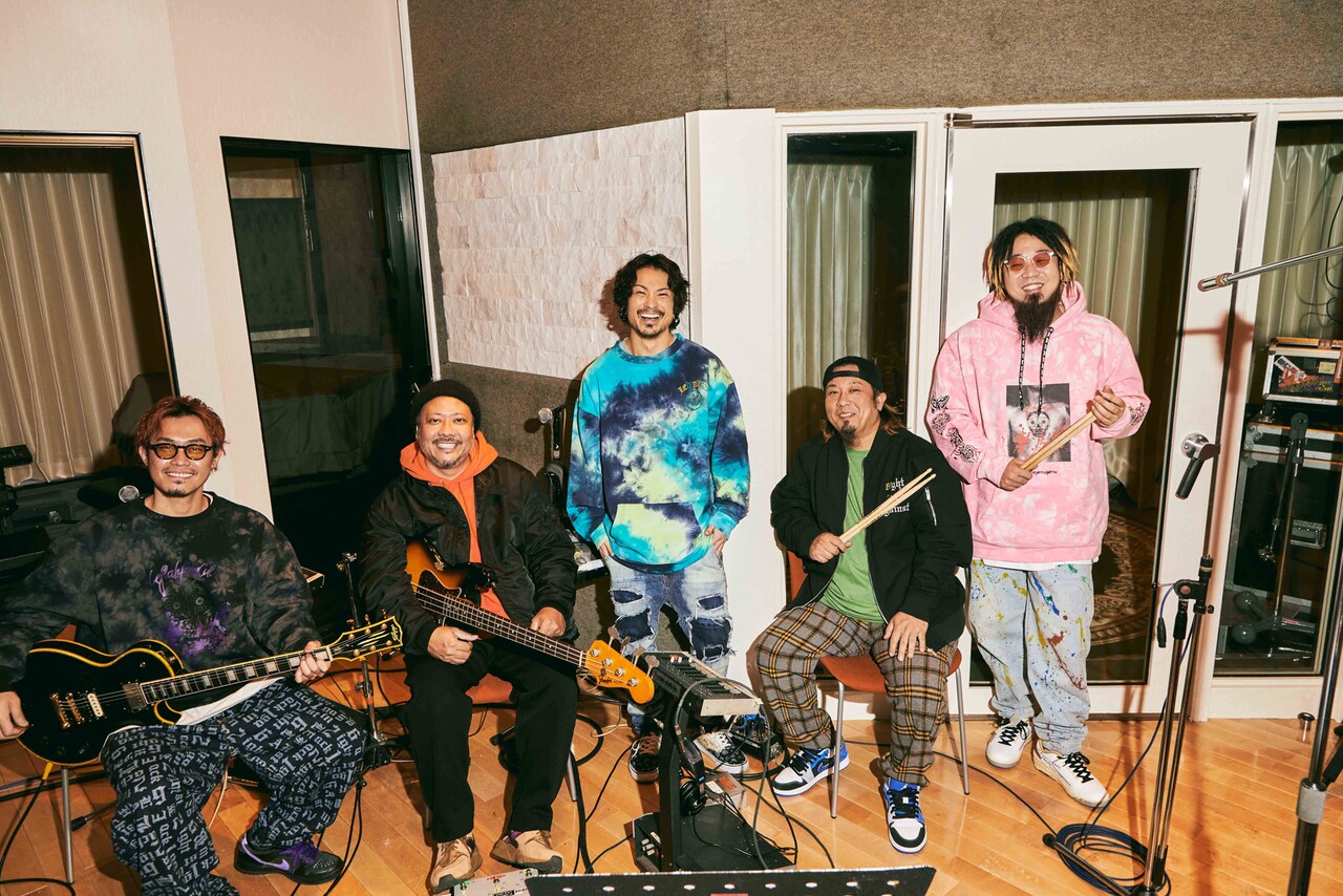 MONGOL800×WANIMAスプリット音源「愛彌々」リリース、ツアー開催（動画