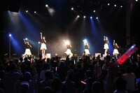 「ukka New Style LIVE TOUR 2022 An encore Show『No cap?』」の様子。（提供：スターダストプロモーション）