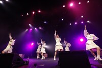 「ukka New Style LIVE TOUR 2022 An encore Show『No cap?』」の様子。（提供：スターダストプロモーション）