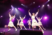 「ukka New Style LIVE TOUR 2022 An encore Show『No cap?』」の様子。（提供：スターダストプロモーション）