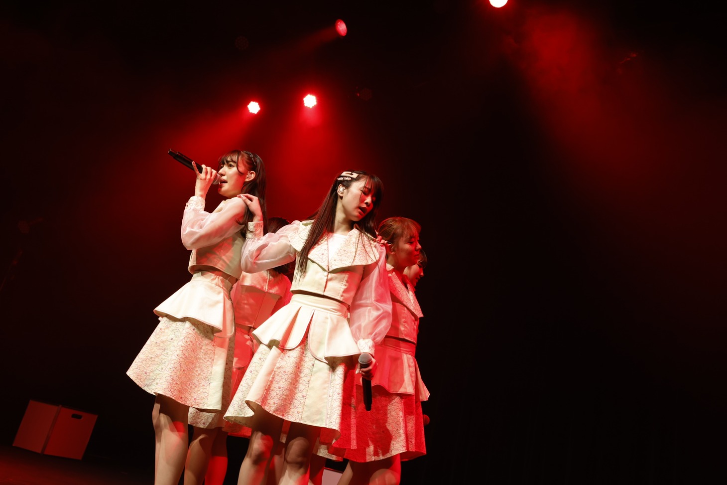 「ukka New Style LIVE TOUR 2022 An encore Show『No cap?』」の様子。（提供：スターダストプロモーション）
