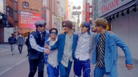 学芸大青春「My Side」ミュージックビデオより。