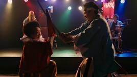 レキシと打首獄門同好会、新選組がテーマの「鬼の副長HIZIKATA」MVでドタバタ劇