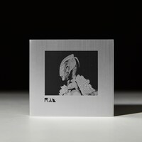 米津玄師「M八七」映像盤パッケージ写真 (c)2022「シン・ウルトラマン」製作委員会 (c)円谷プロ (c)REISSUE RECORDS