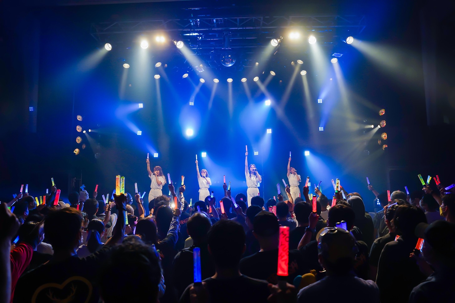 「AMEFURASSHI 2nd Tour 〈Drop Tour 2022〉」東京・Spotify O-WEST公演の様子。