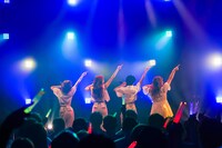 「AMEFURASSHI 2nd Tour 〈Drop Tour 2022〉」東京・Spotify O-WEST公演の様子。