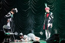 うなだれる根本凪。