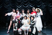 根本凪ソロ公演「月と、真っ赤な目をした兎の夢」出演者たち。