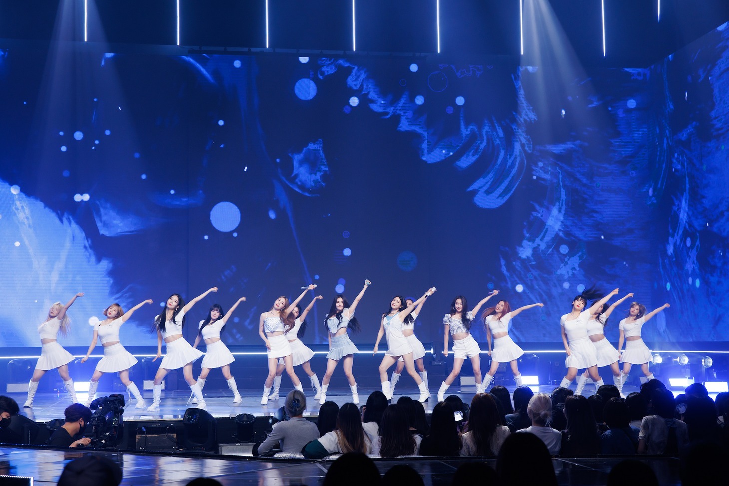 Brave Girls (c) CJ ENM Co., Ltd, All Rights Reserved