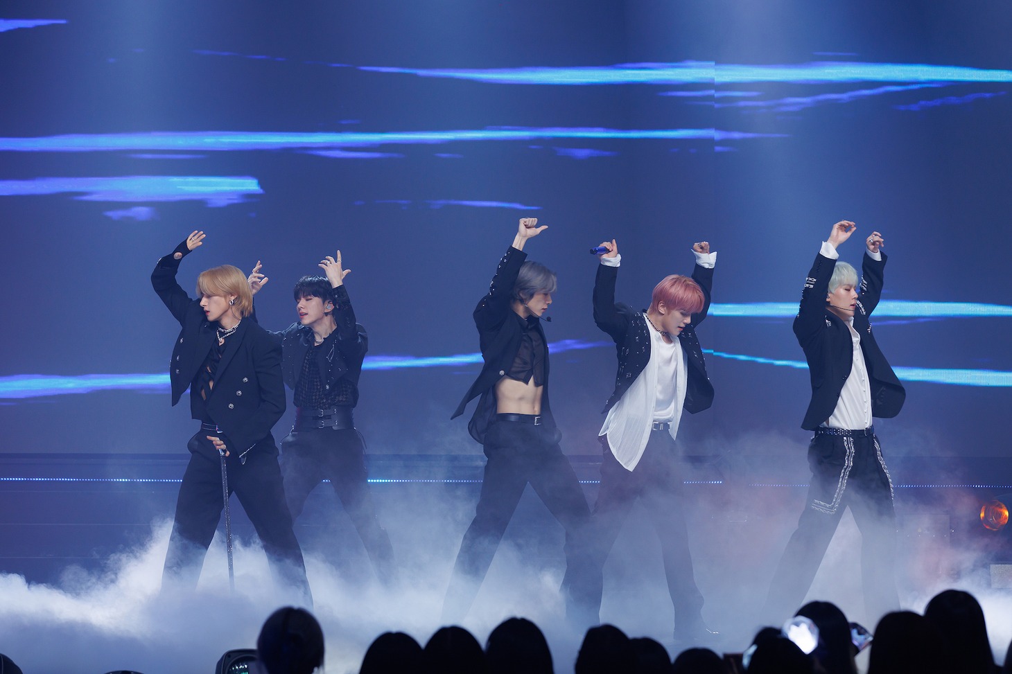 MONSTA X (c) CJ ENM Co., Ltd, All Rights Reserved