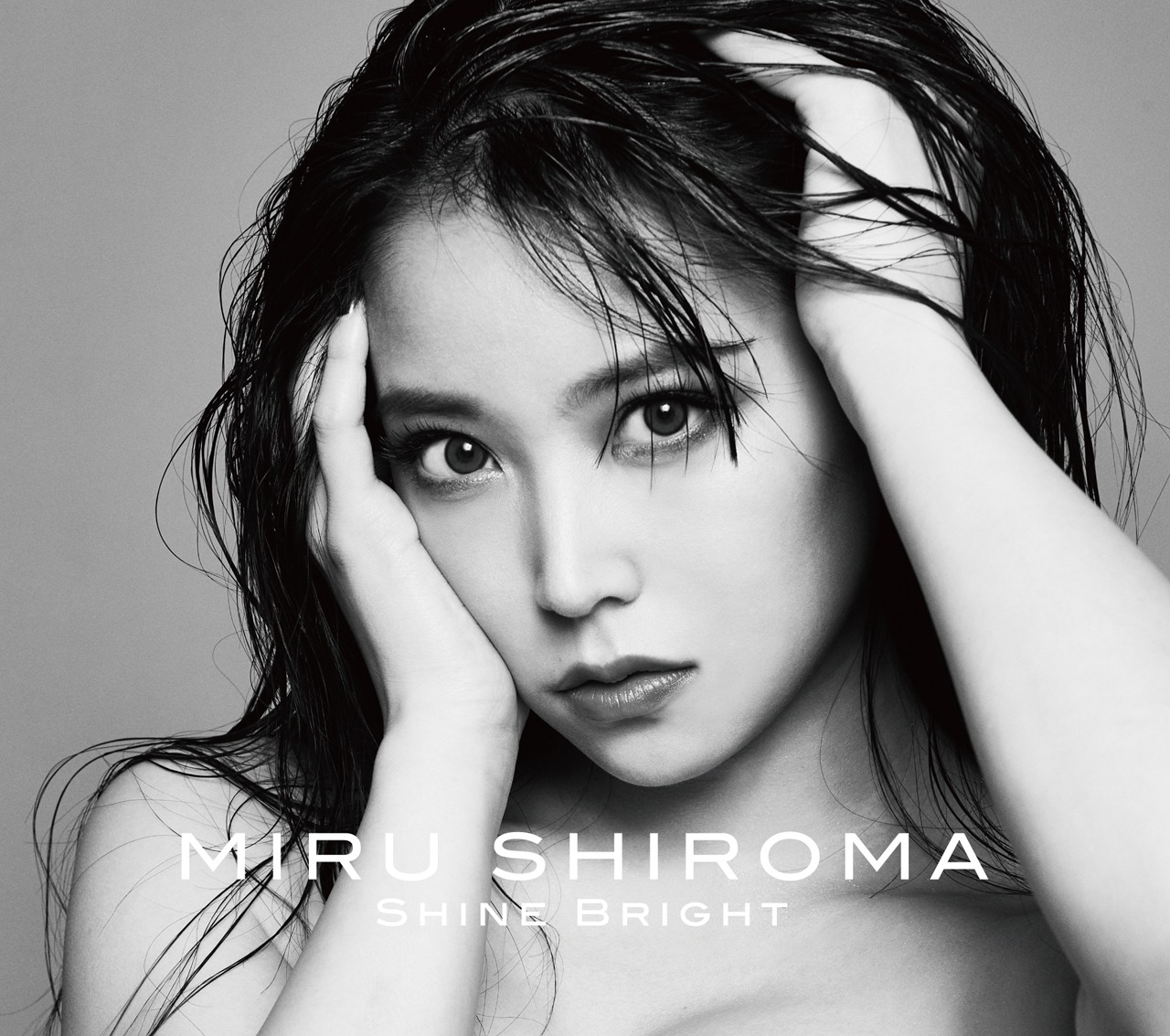 白間美瑠「Shine Bright」初回限定盤ジャケット