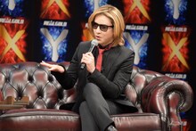 YOSHIKI（X JAPAN）。