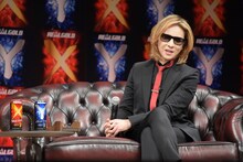 YOSHIKI（X JAPAN）。