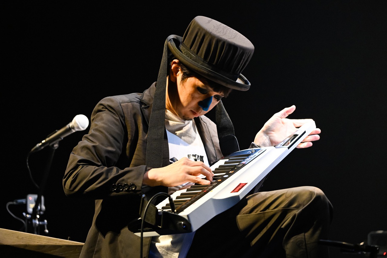 H ZETT M（Piano）（Photo by Yuta Ito）