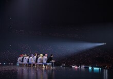 「SEVENTEEN 2022 JAPAN FANMEETING 'HANABI'」の様子。(c)PLEDIS Entertainment