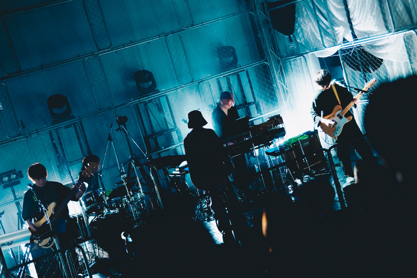 獅子志司「1st ONE MAN LIVE -揺ら揺ら-」の様子。（Photo by Victor Nomoto - Metacraft）