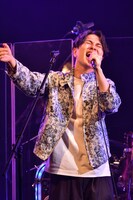 浪岡真太郎（Vo, G）（Photo by Yusuke Satou）