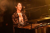 Cateen（Piano）（Photo by Yusuke Satou）