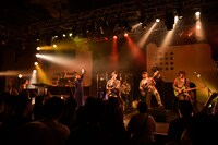 Penthouseワンマンマンライブ「Penthouse ONE MAN LIVE TOUR "Living Room"」東京・渋谷duo MUSIC EXCHANGE公演の様子。（Photo by Yusuke Satou）