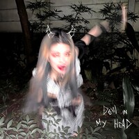 valknee「DEVIL IN MY HEAD」配信ジャケット