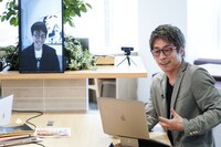 左から成田悠輔氏、田村淳。 (c)日本テレビ