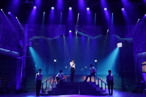 TOMORROW X TOGETHER (P)&(C) BIGHIT MUSIC