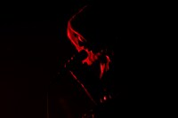 「ReoNa Acoustic Concert Tour 2022 "Naked"」の様子。（Photo by Viola Kam［V'z Twinkle］）