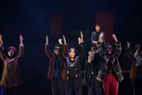 舞台「フラガール - dance for smile -」公開ゲネプロの様子。