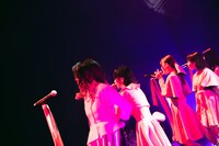 「NUANCE  SPECIAL  ONEMAN LIVE [r-u]」の様子。