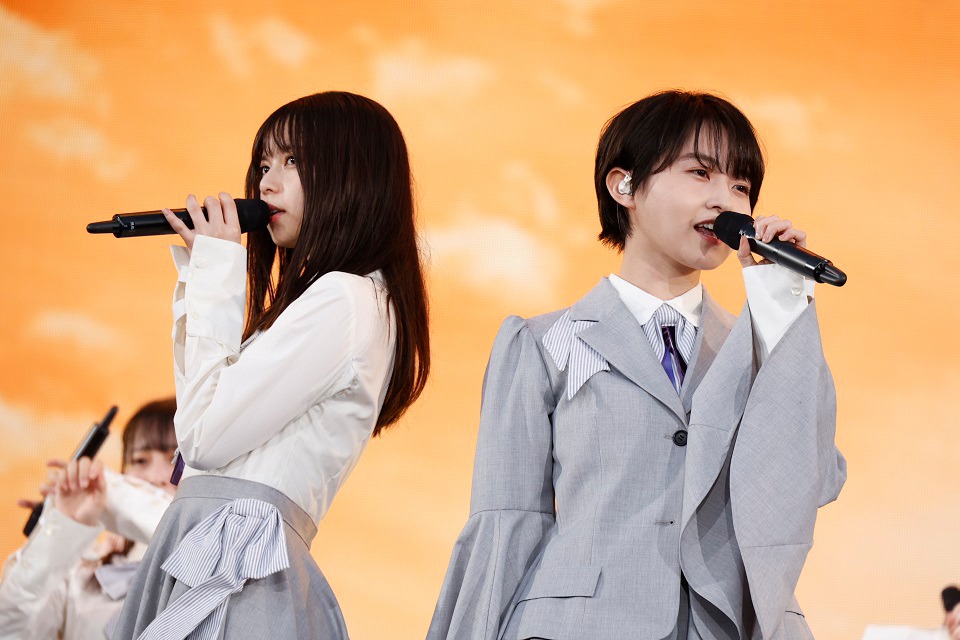 齋藤飛鳥と伊藤万理華。