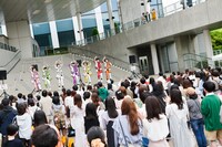 「THE SUPER FRUIT×世が世なら!!! Special Spring Live」の様子。（撮影：上溝恭香）