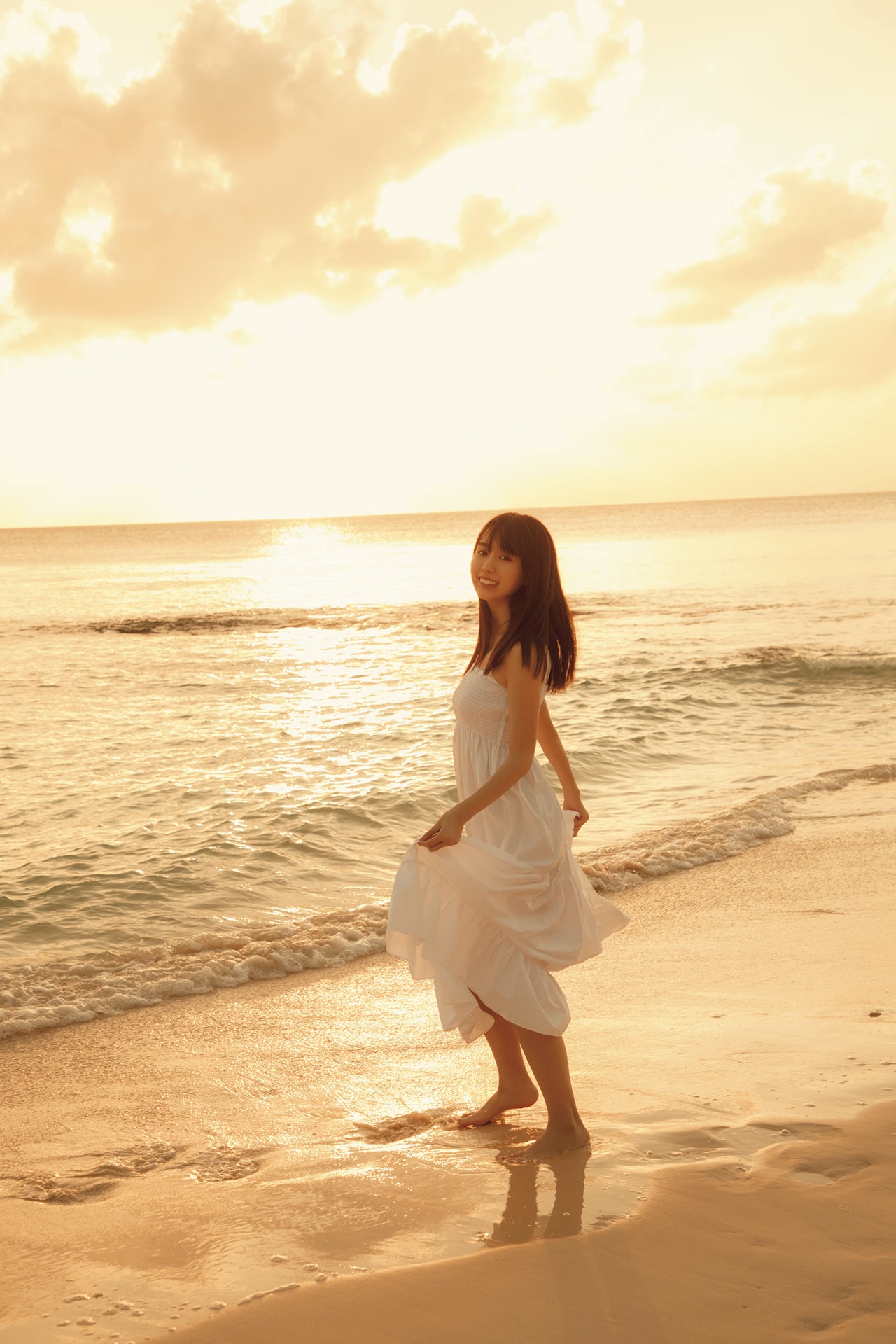 乃木坂46賀喜遥香、写真集「まっさら」4種の裏表紙公開（写真36