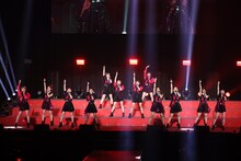 「つばきファクトリー CONCERT TOUR～PARADE 日本武道館スッペシャル～」の様子。