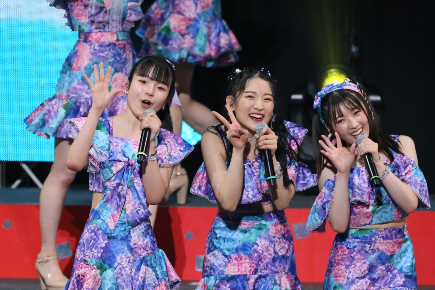 「つばきファクトリー CONCERT TOUR～PARADE 日本武道館スッペシャル～」の様子。
