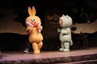 左からラビやん、たぬきゅん。